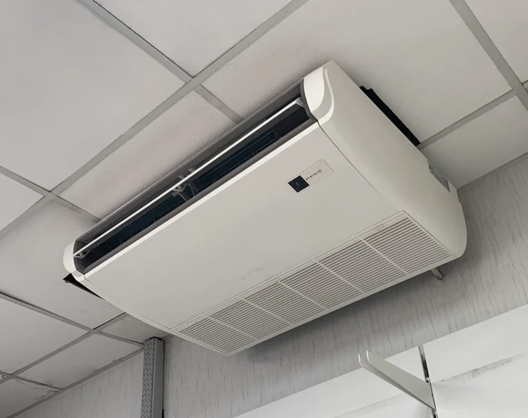 Установка напольно-потолочного кондиционера